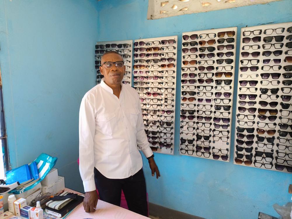 Dr Norbert Djamba